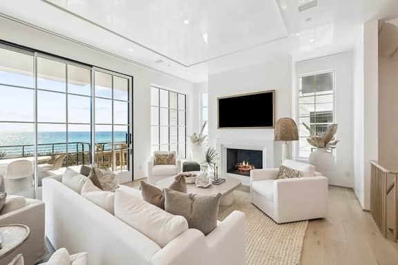 Alys Beach Gulf-Front Estate • Rooftop Pool, Outdoor Kitchen, Private Beach - Image 4